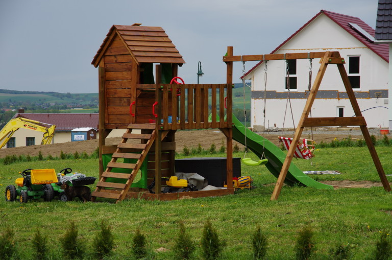 Spielgeräte im Garten