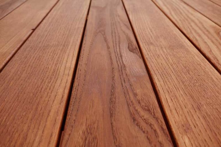 Terrassendielen aus Thermoesche