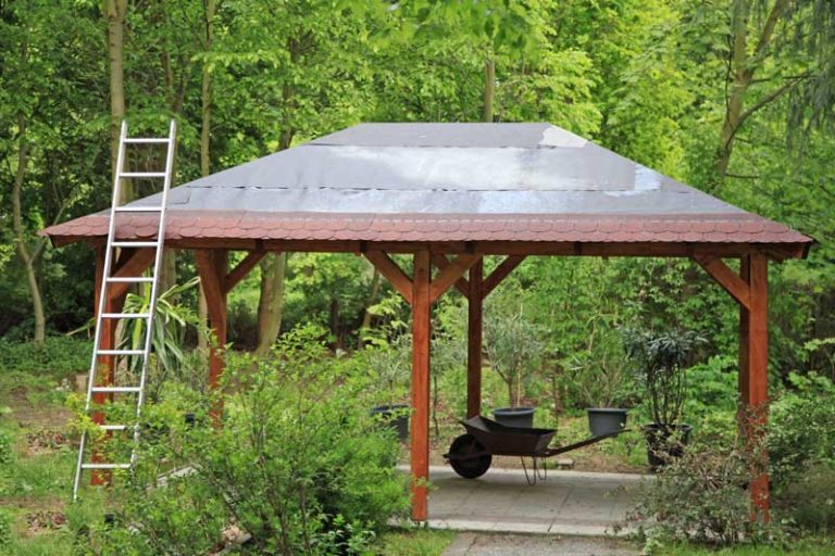 Gartenhaus Dach decken Tipps und Tricks Garten Blog